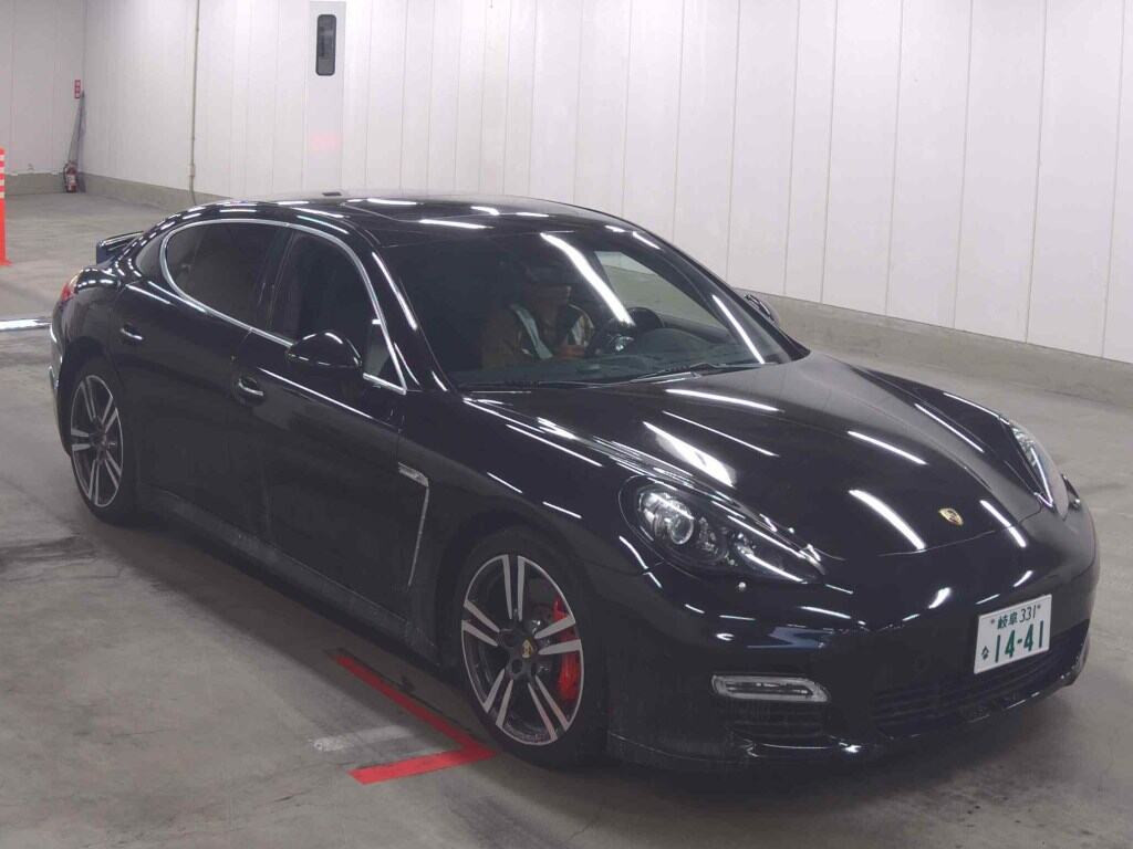 Porsche Panamera 2011 z aukcji japońskiej