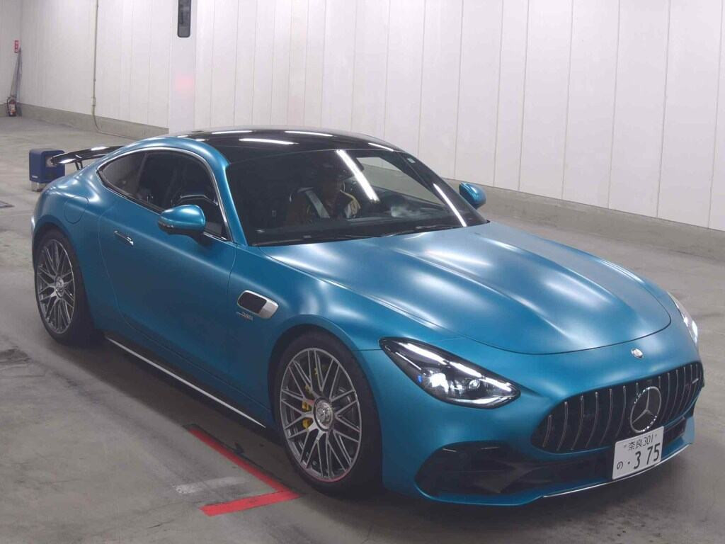 Mercedes AMG GT 2025 z aukcji japońskiej