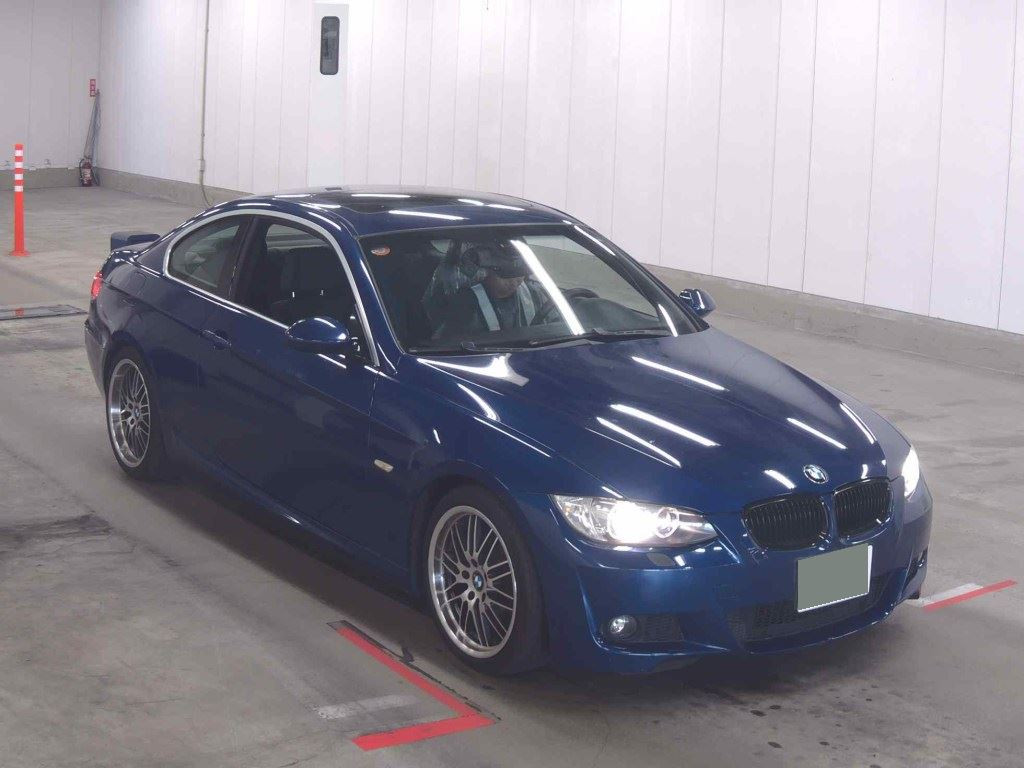 BMW 3 Series 2008 z aukcji japońskiej