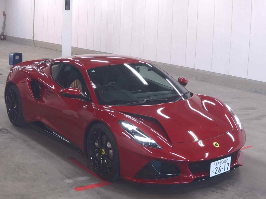 Lotus Emira 2025 z aukcji japońskiej