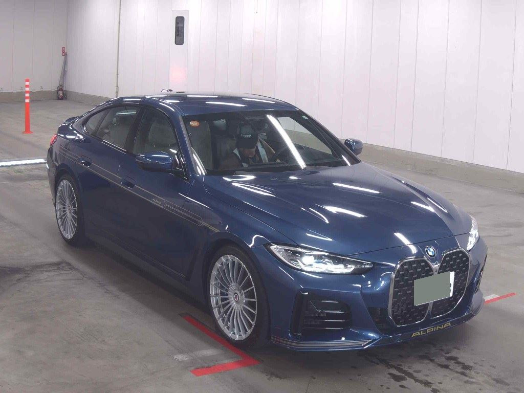 BMW Alpina B4 2023 з японського аукціону