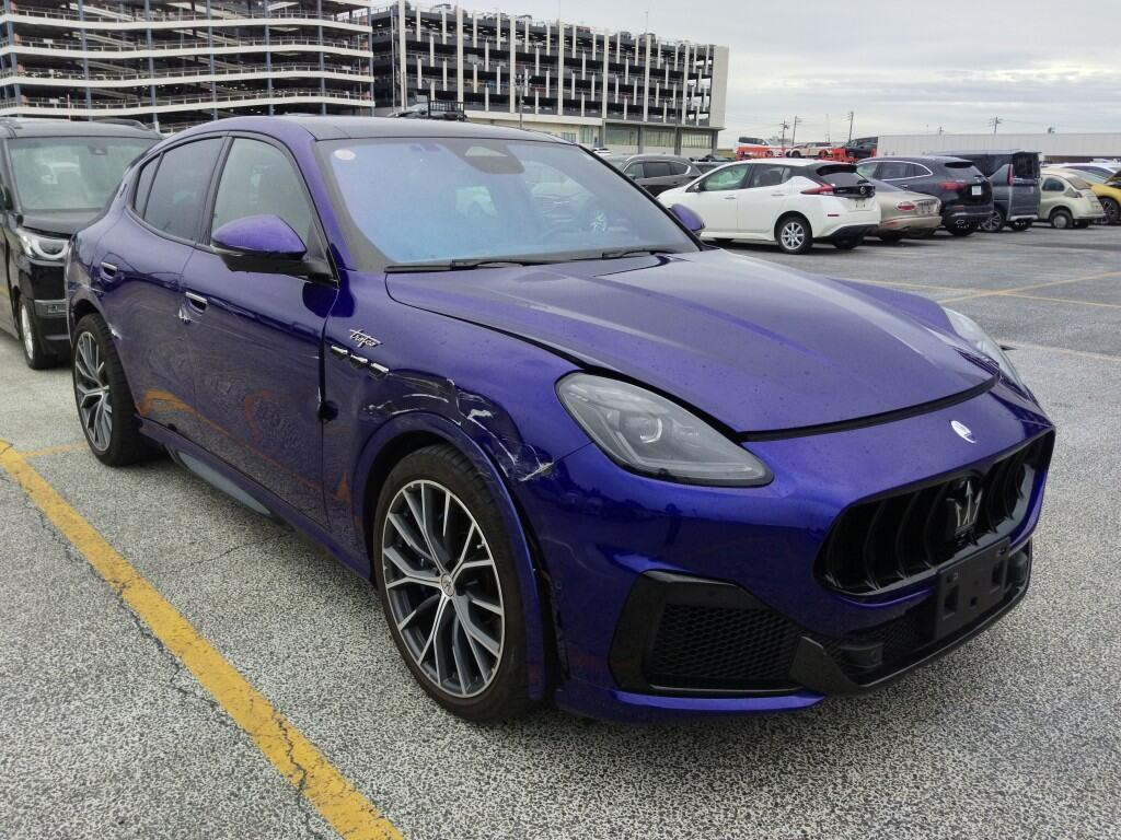 Maserati Grecale 2023 z aukcji japońskiej