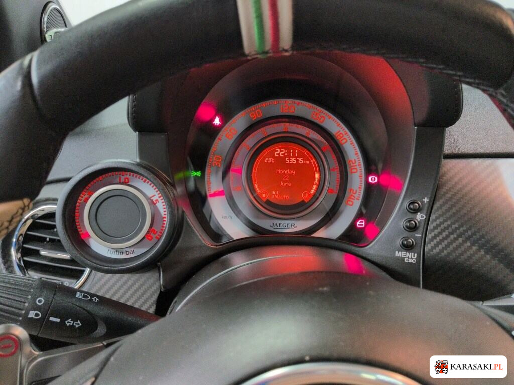 2013 Abarth 695 Edizione Maserati 6