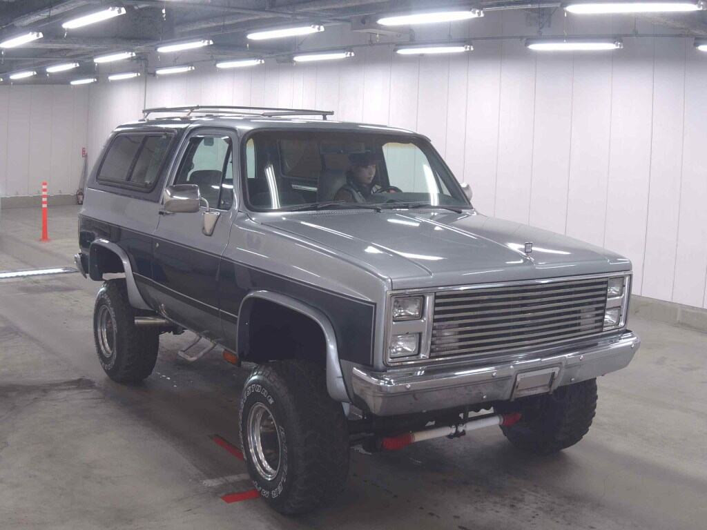 Chevrolet K-5 1989 z aukcji japońskiej