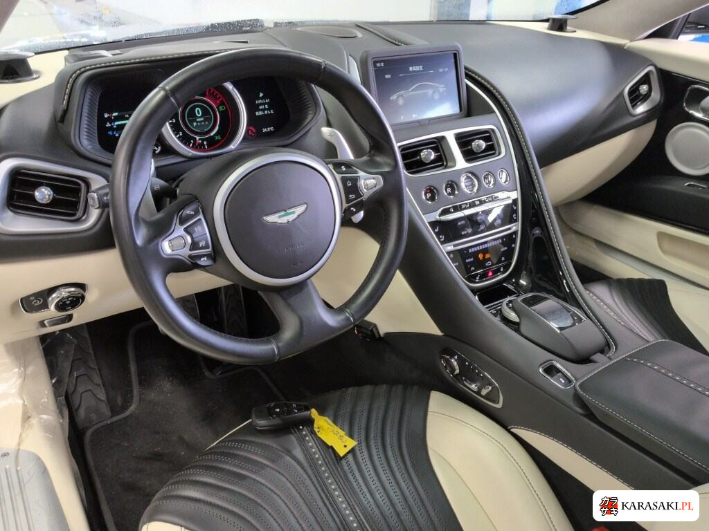 2017 Aston Martin DB11 Launch Edition 5