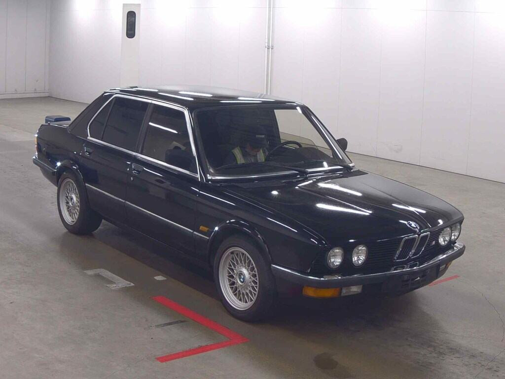 BMW 5 Series 1988 z aukcji japońskiej