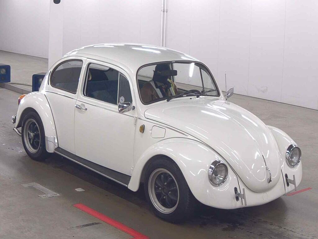 Volkswagen Beetle 1987 z aukcji japońskiej