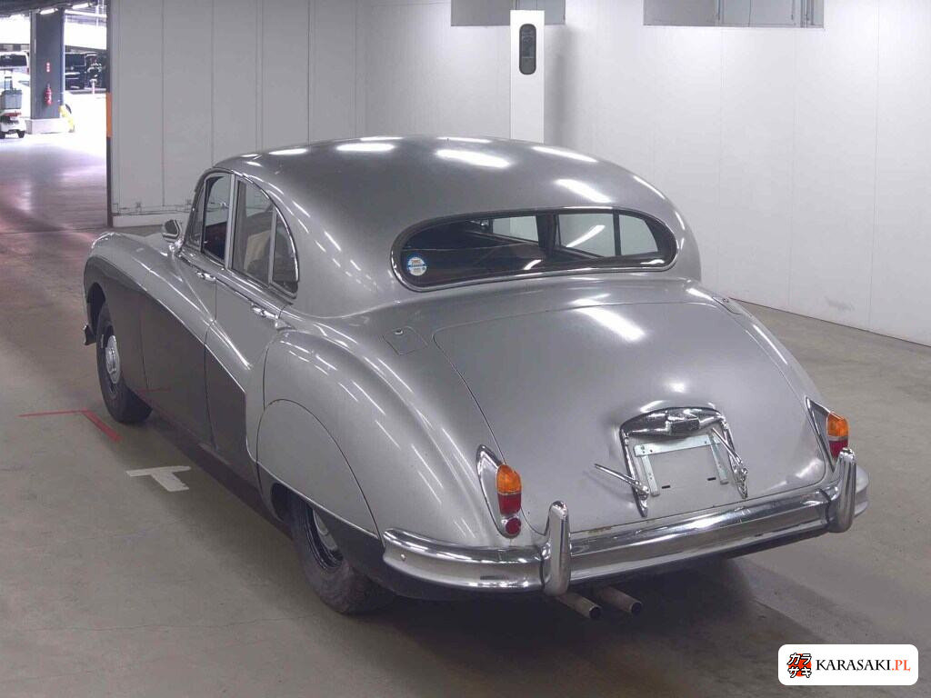 1992 Jaguar 2