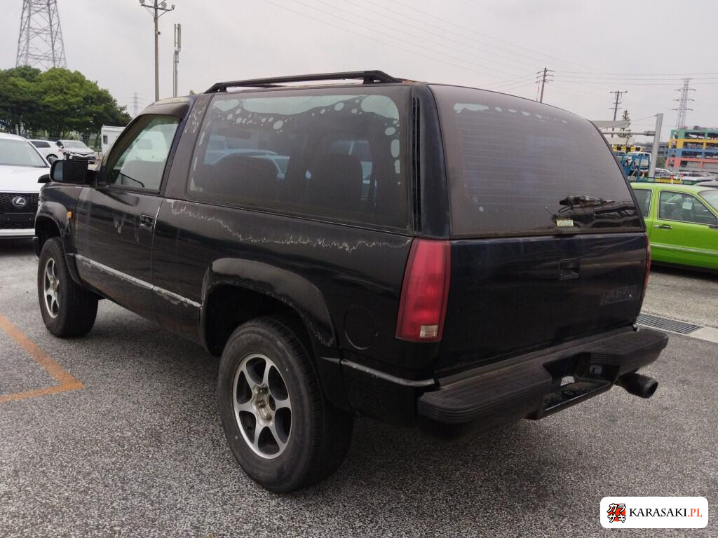 1992 Chevrolet Blazer Silverrado 3D 4WD Base Grade 2