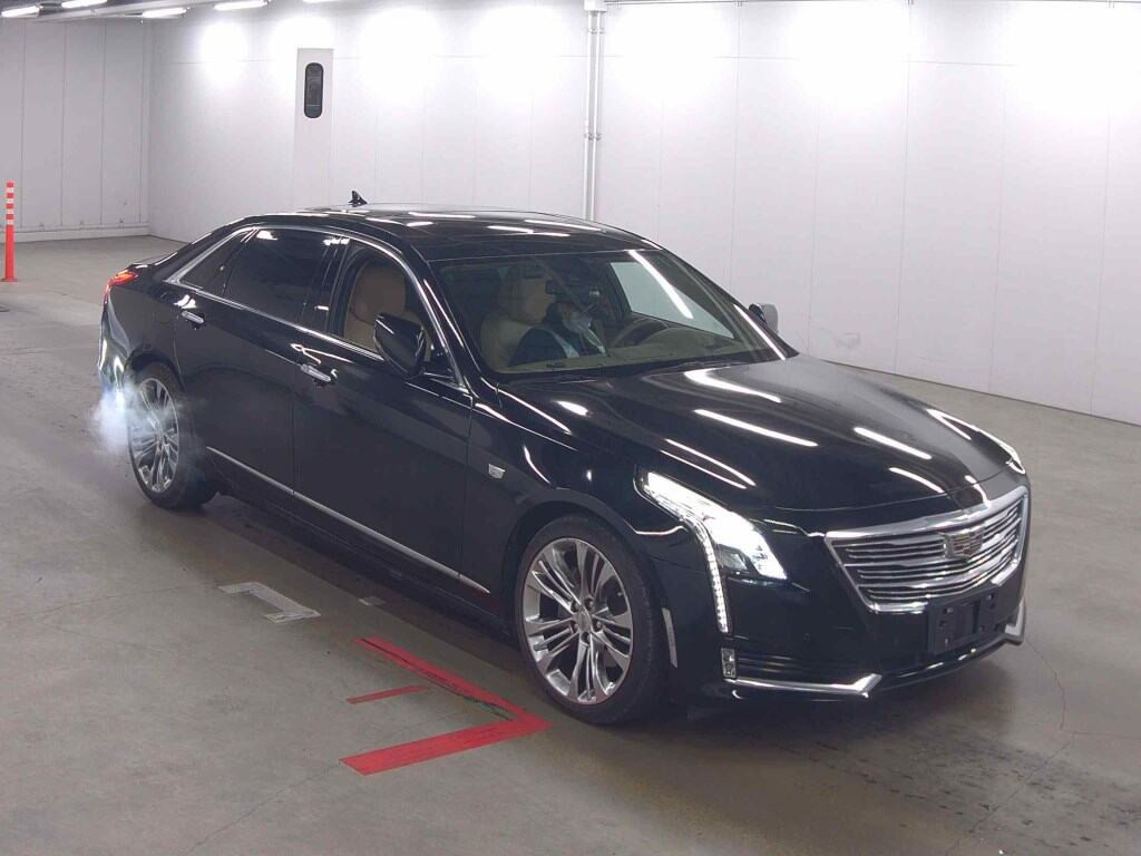 Cadillac CT6 2016 z aukcji japońskiej