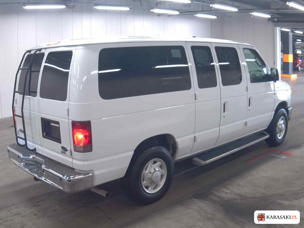 2018 Ford Econoline 4