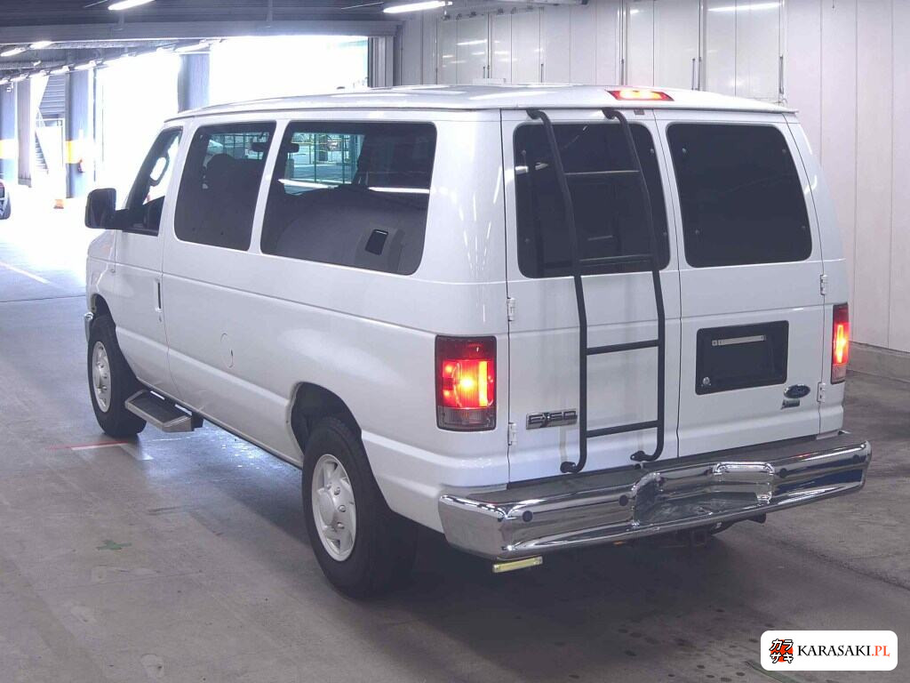 2018 Ford Econoline 2