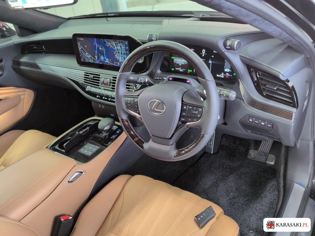 2025 Lexus LS 4WD LS500H Executive 5
