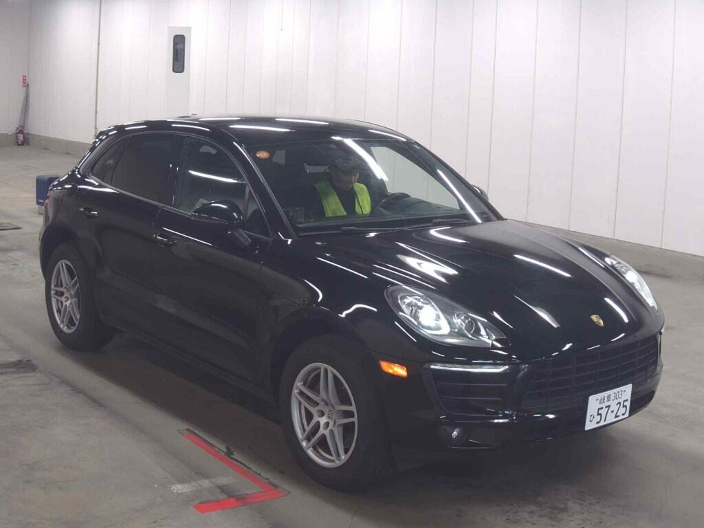 Porsche Macan 2018 z aukcji japońskiej