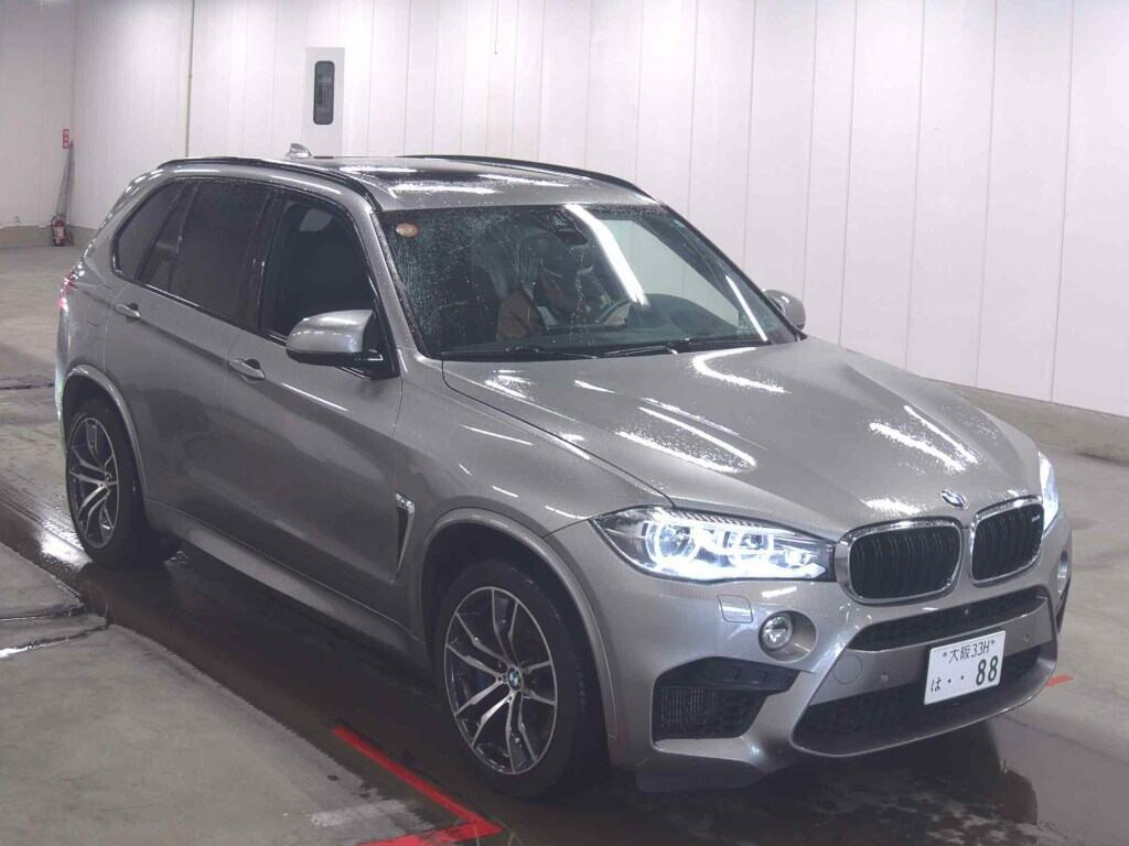 BMW X5 M 2017 z aukcji japońskiej
