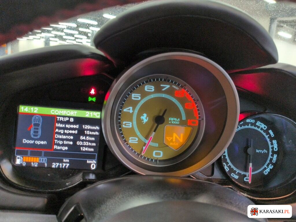 2012 Ferrari California Base Grade 6