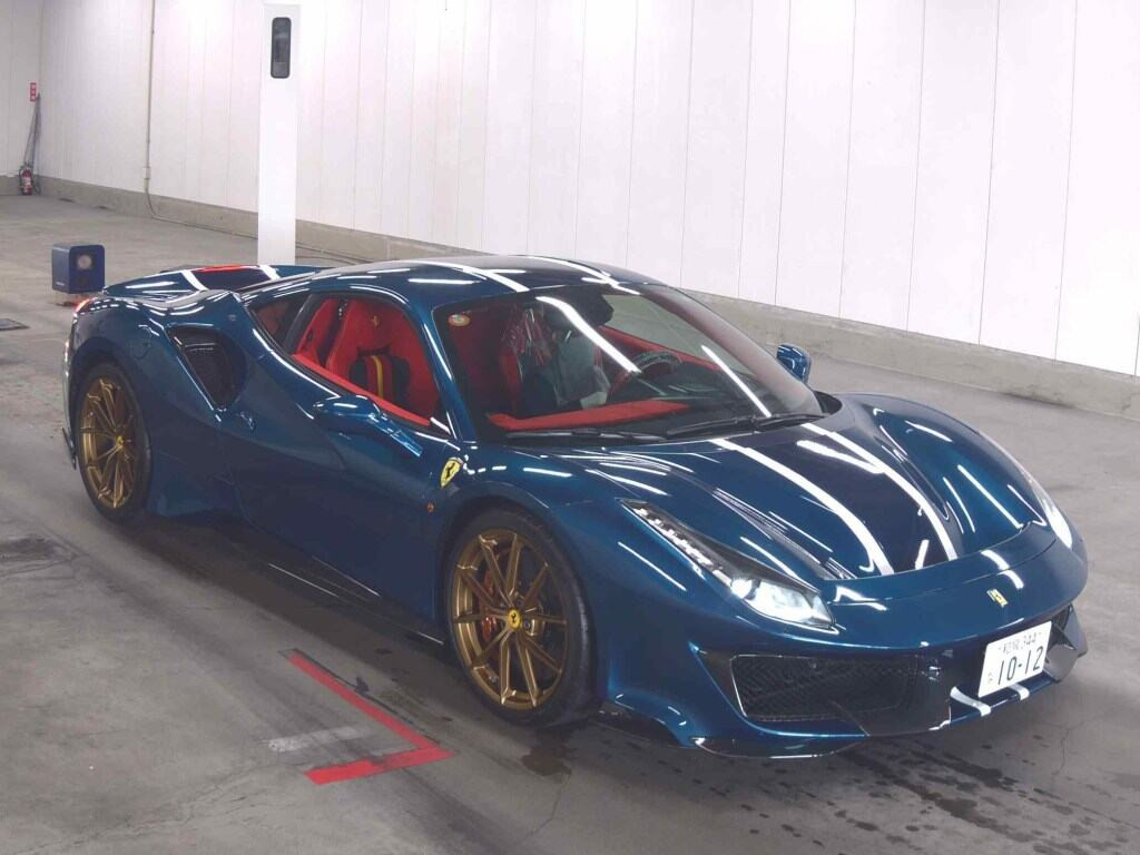 Ferrari 488 Pista 2018 z aukcji japońskiej