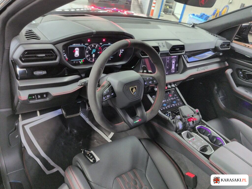 2026 Lamborghini Urus 4WD 5