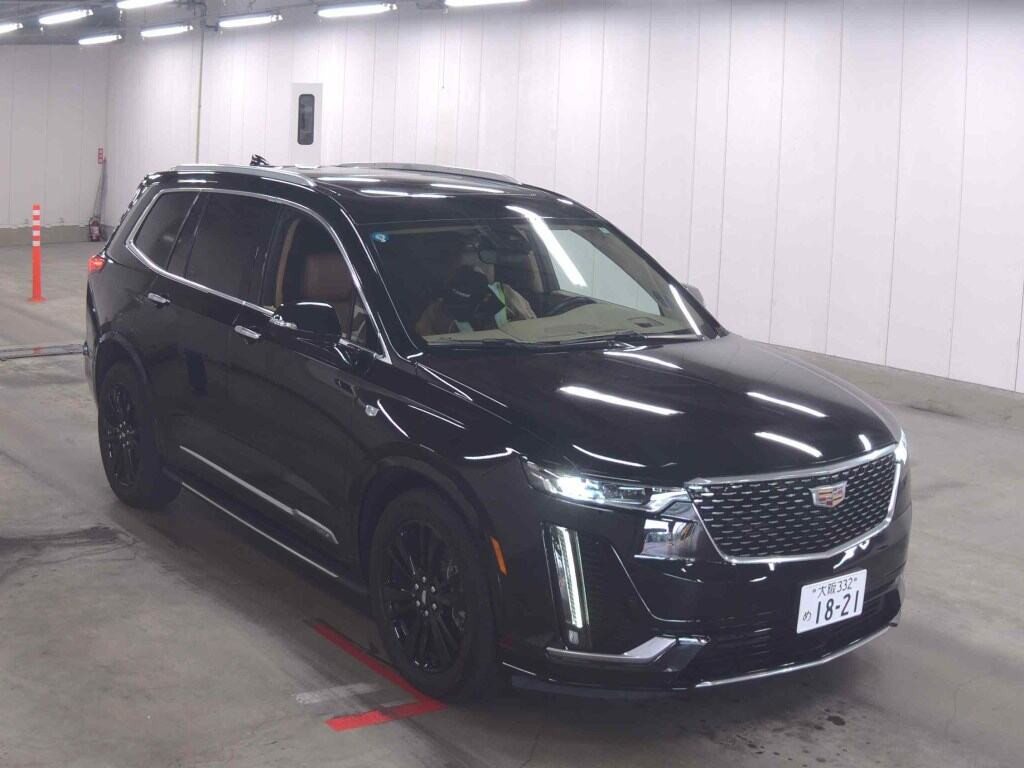 Cadillac XT6 2022 z aukcji japońskiej