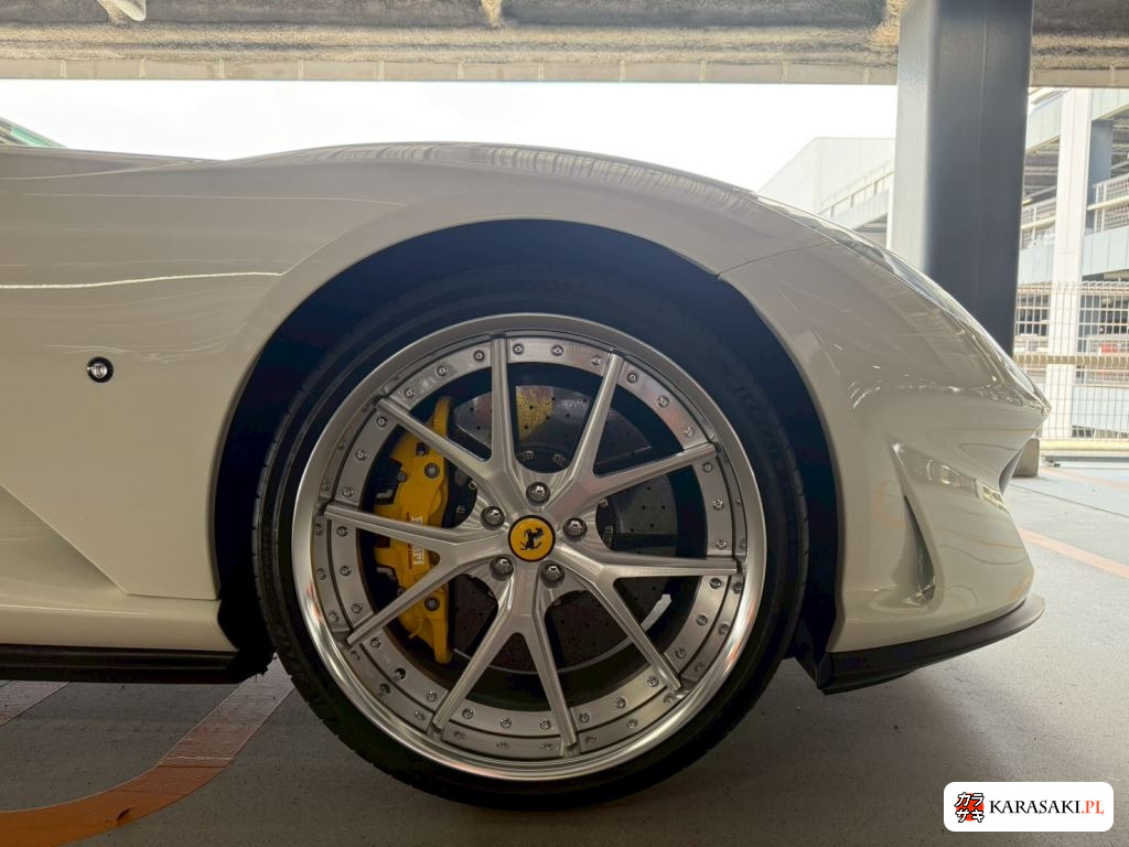 2018 Ferrari 812SUPERFAST Superfast 14