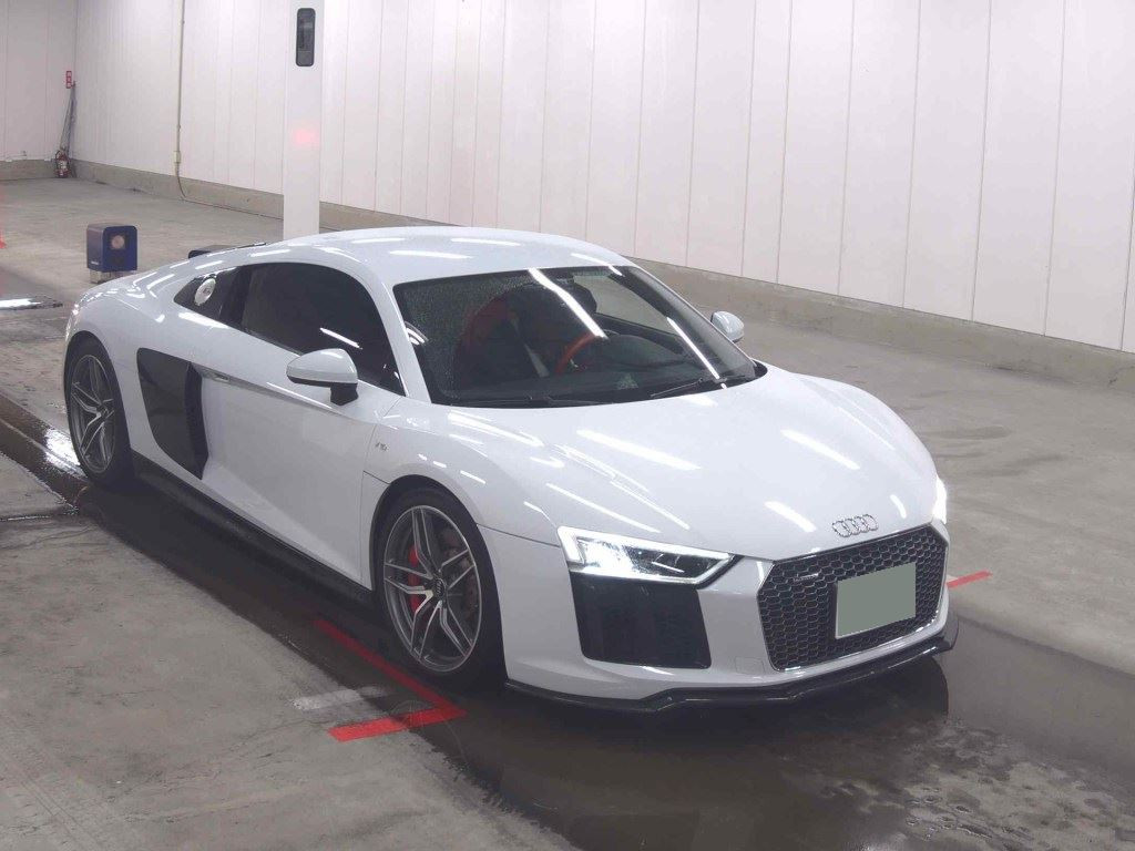 Audi R8 2017 z aukcji japońskiej