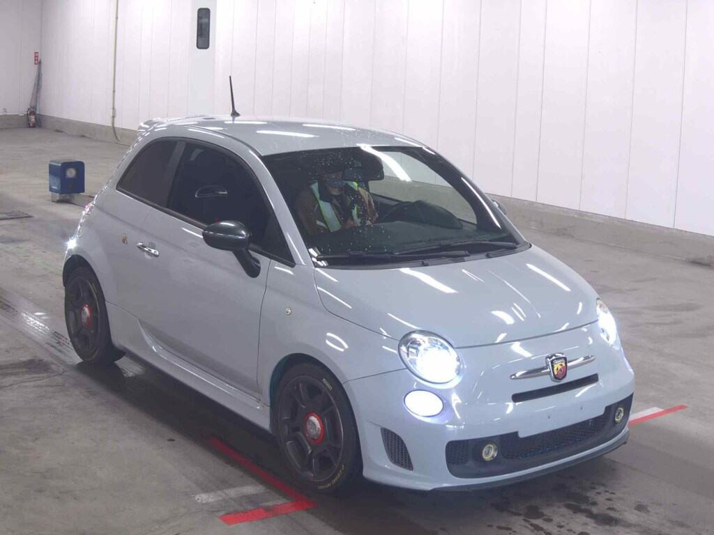 Abarth 500 2013 z aukcji japońskiej