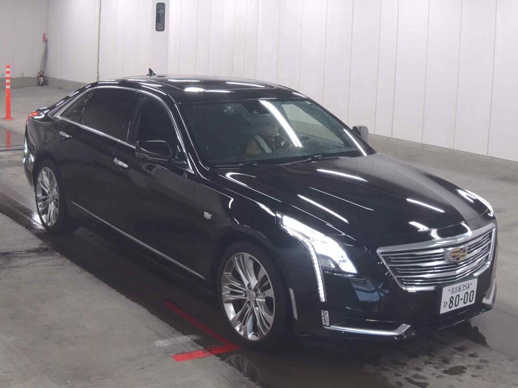 Cadillac CT6 2019 z aukcji japońskiej