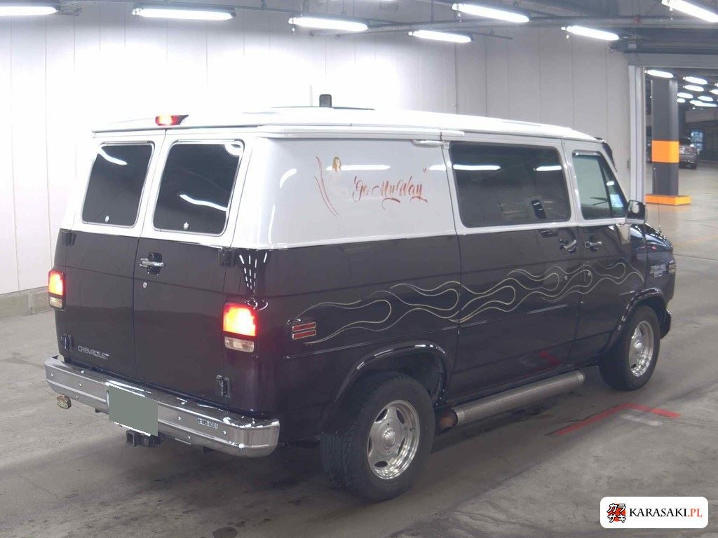 2002 Chevrolet Chevyvan 4D 4