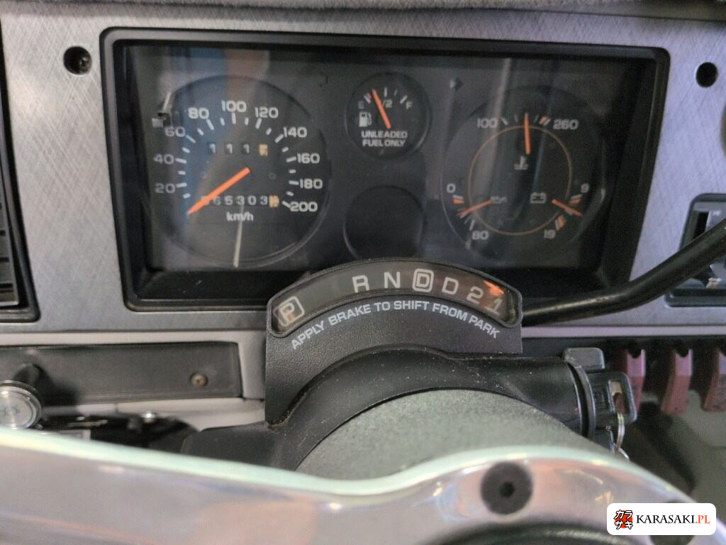 2002 Chevrolet Chevyvan 4D 6