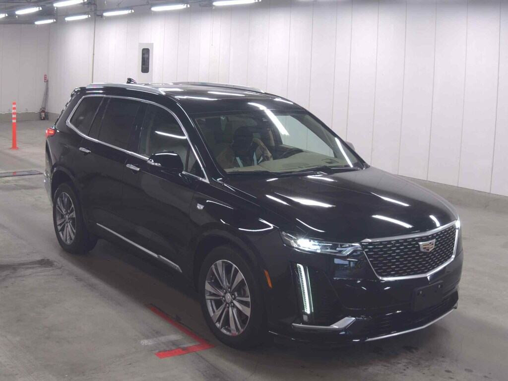 Cadillac XT6 2020 z aukcji japońskiej