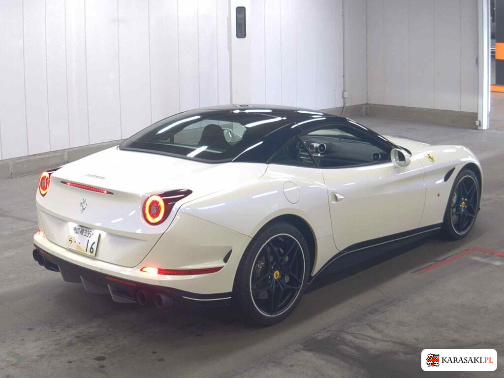 2017 Ferrari California T 4