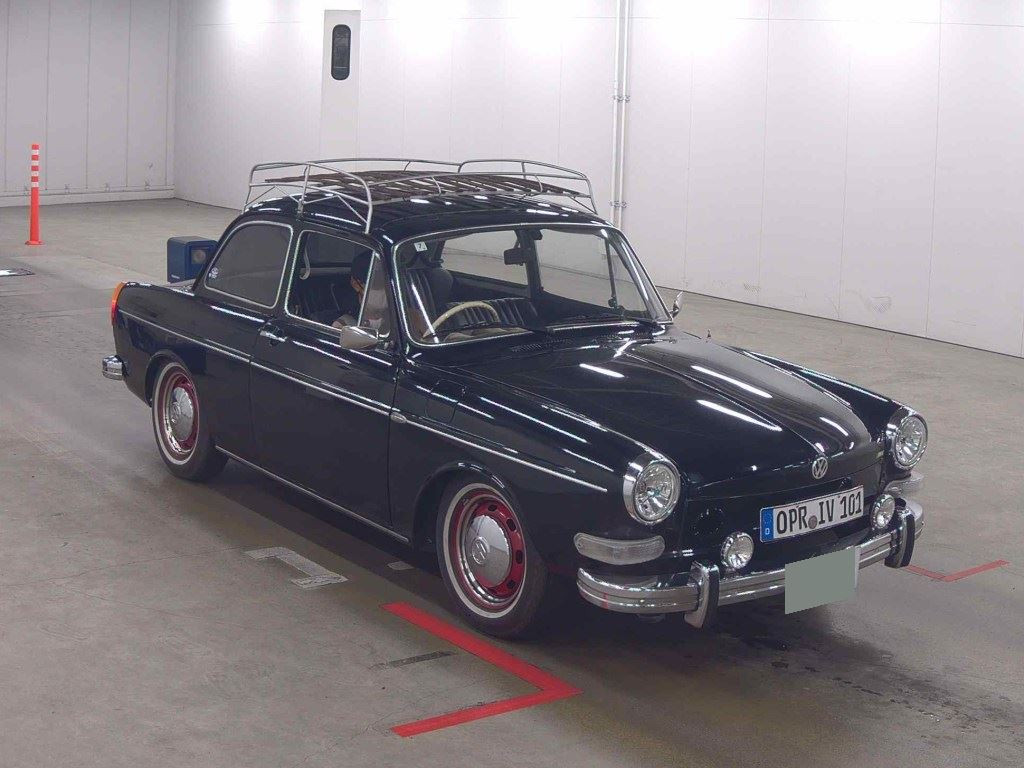 Volkswagen Type Ⅲ 1972 z aukcji japońskiej