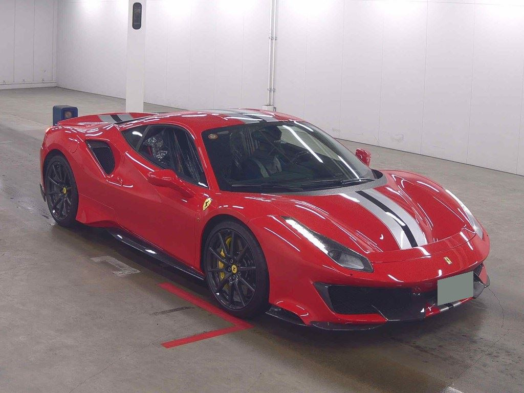 Ferrari 488 Pista 2019 z aukcji japońskiej
