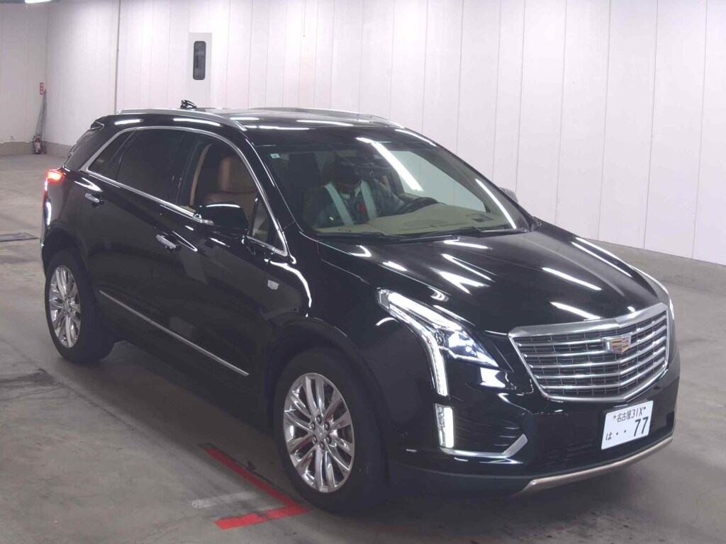 Cadillac XT5 Crossover 2019 z aukcji japońskiej