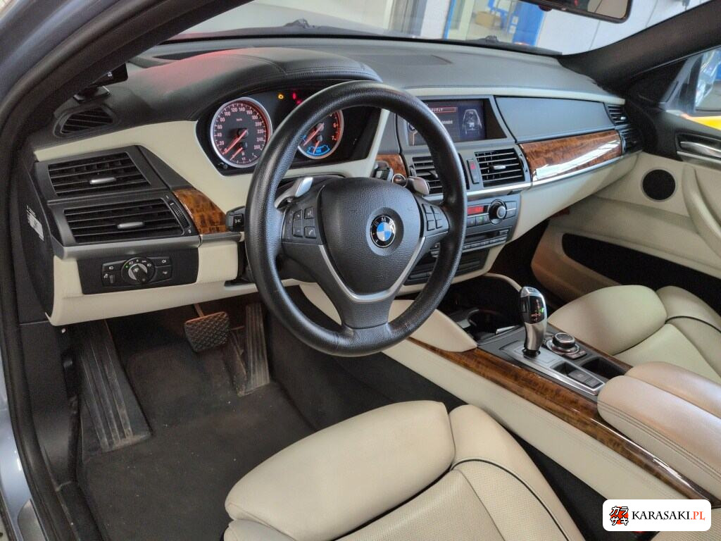 2010 BMW X6 4WD Active Hybrid 5