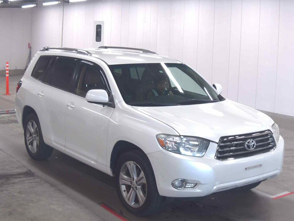 America Toyota Highlander 2011 z aukcji japońskiej