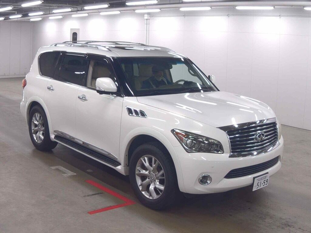Infiniti QX56 2011 z aukcji japońskiej