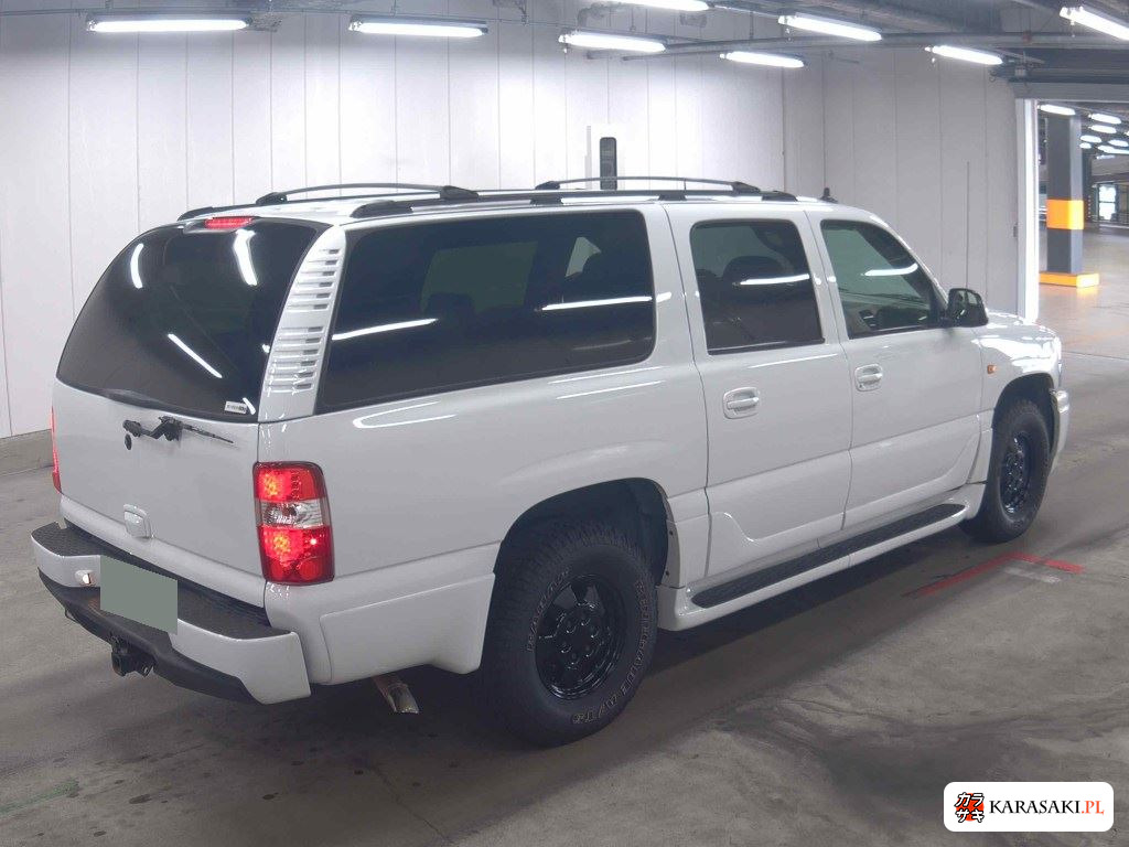 2005 GMC Yukon 5D 4WD Denali 4