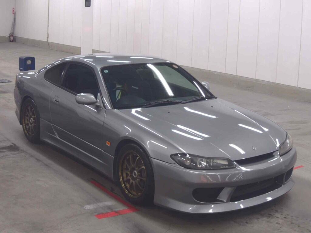 Nissan Silvia 2002 z aukcji japońskiej