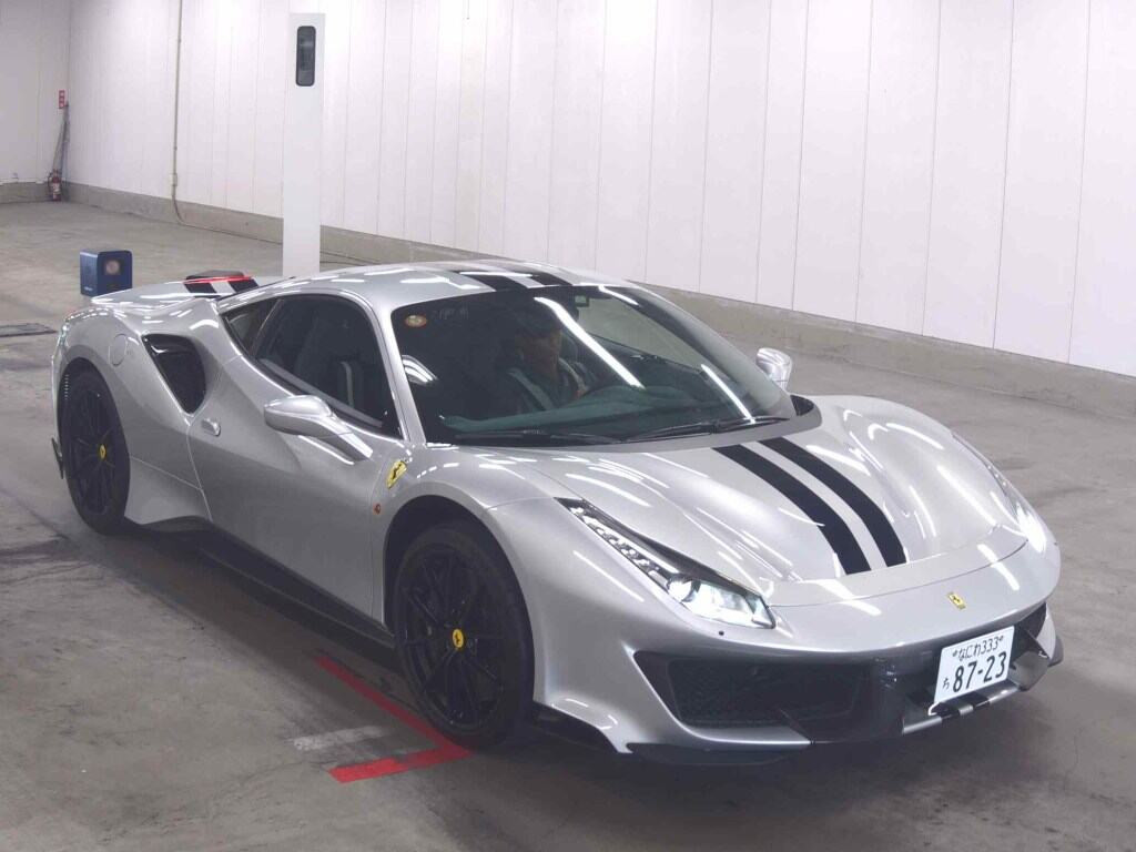 Ferrari 488 Pista 2019 z aukcji japońskiej