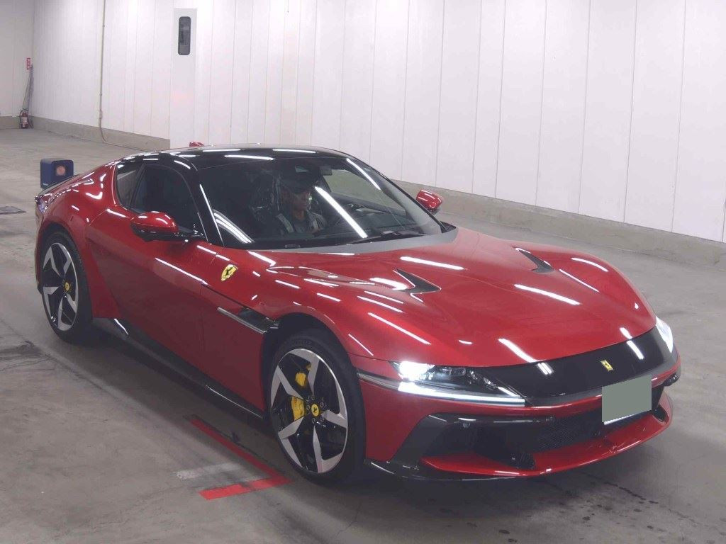 Ferrari 12CILINDRI 2025 z aukcji japońskiej