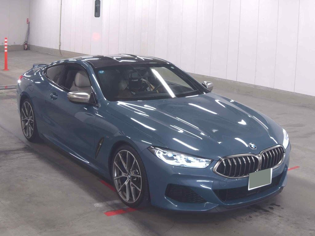 BMW 8 Series 2019 z aukcji japońskiej