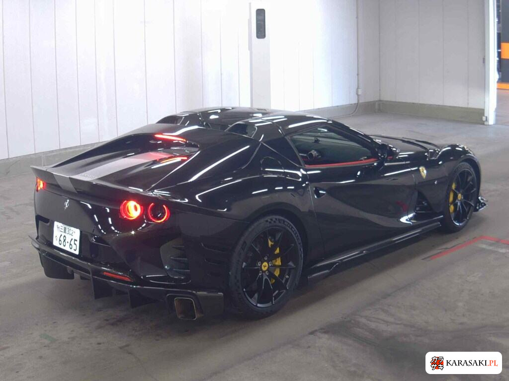 2024 Ferrari 812 Competizione A 4