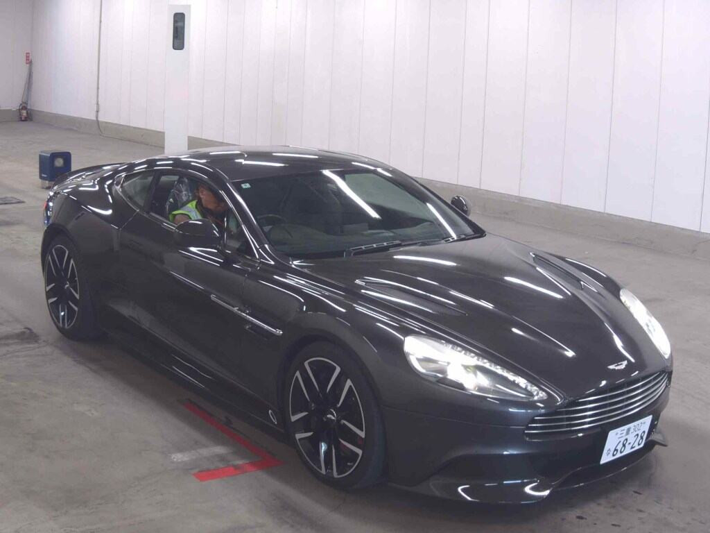 Aston Martin Vanquish 2016 z aukcji japońskiej