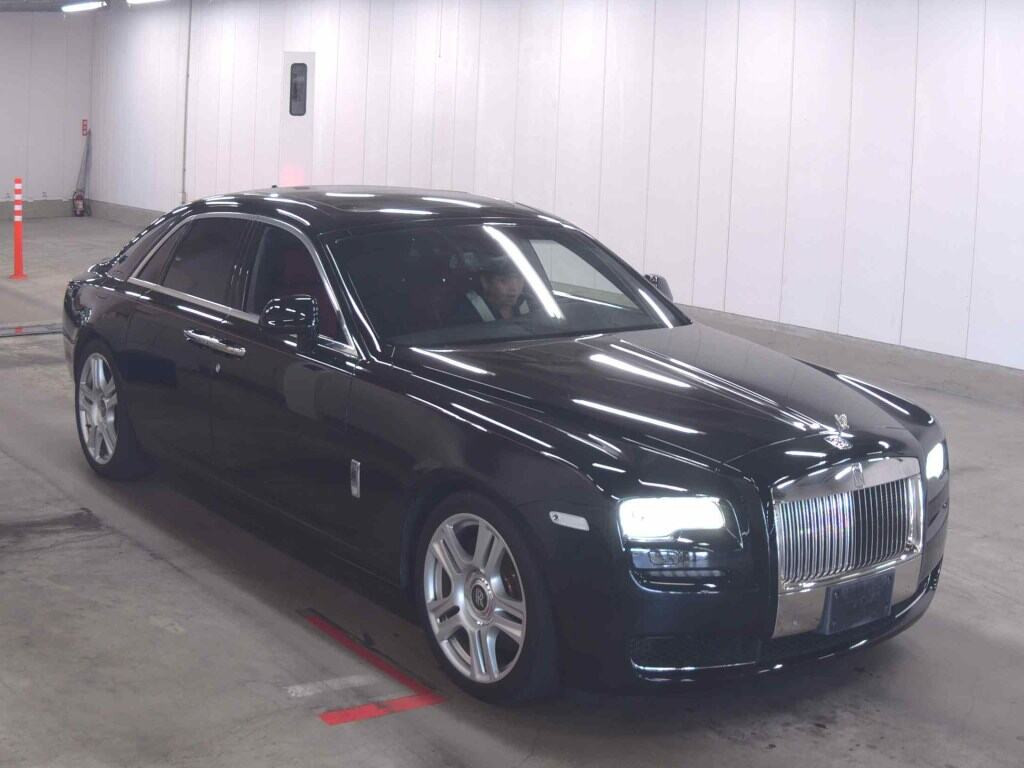 Rolls-Royce 664S 2015 z aukcji japońskiej