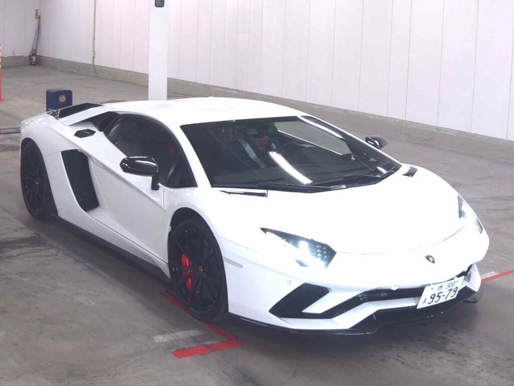 Lamborghini Aventador 2018 z aukcji japońskiej