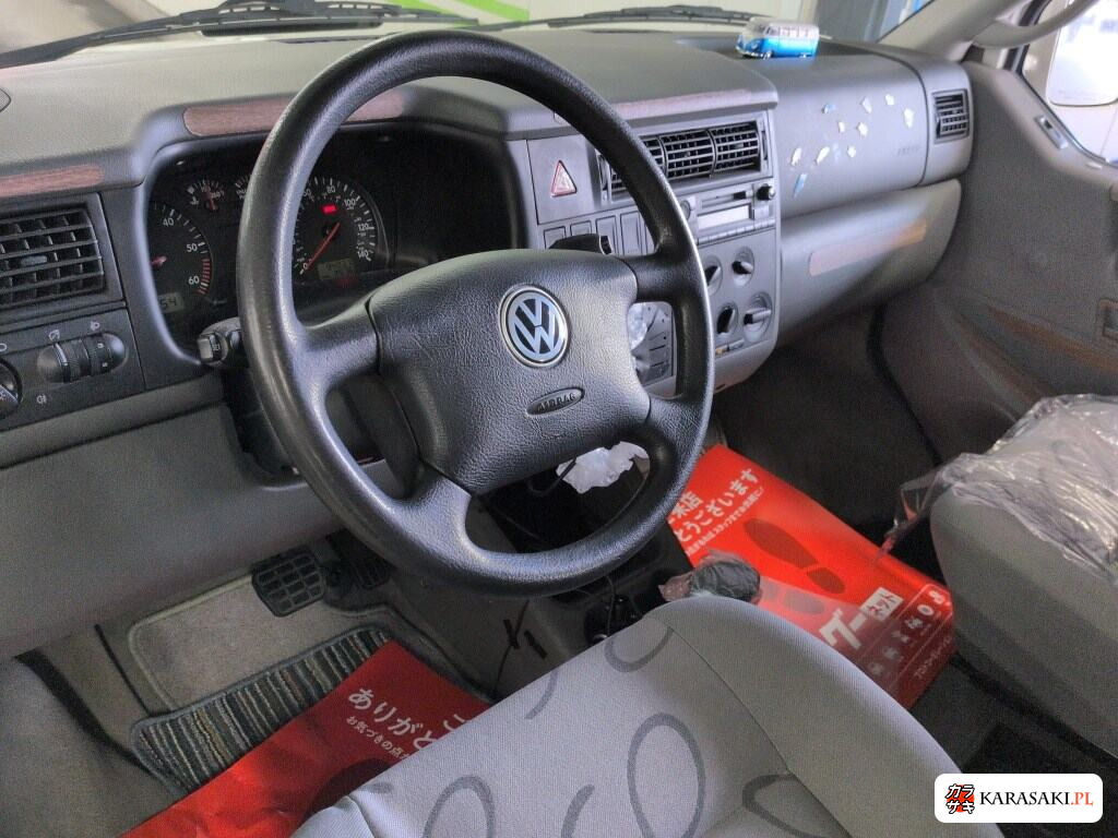 2002 Volkswagen Euro Van 4