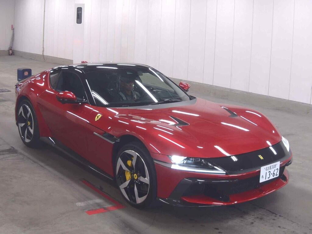 Ferrari 12CILINDRI 2025 z aukcji japońskiej