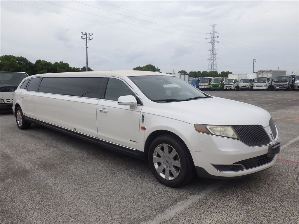 Lincoln MKT 2013 z aukcji japońskiej