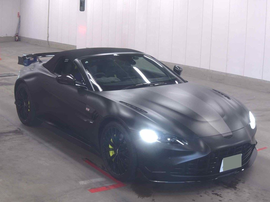 Aston Martin Vantage 2022 z aukcji japońskiej